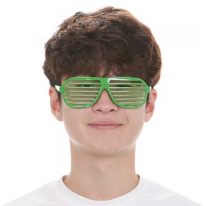 ǰ 