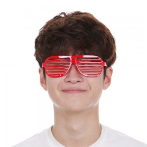 ǰ 